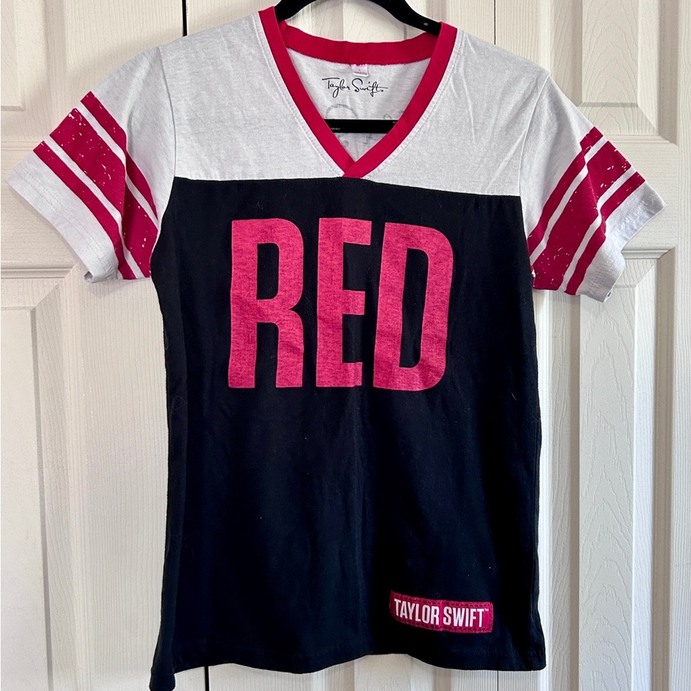 Taylor Swift Original 2013 RED Tour Shirt Women’s Size Large